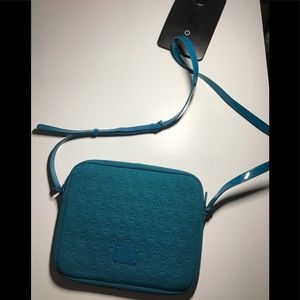 - Michael Kors beautiful ladies purse